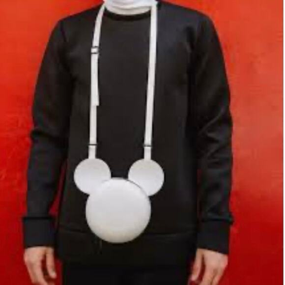 Melissa × Disney Mickey Ball Bag in mind condition white smooth mat finish - Picture 2 of 4